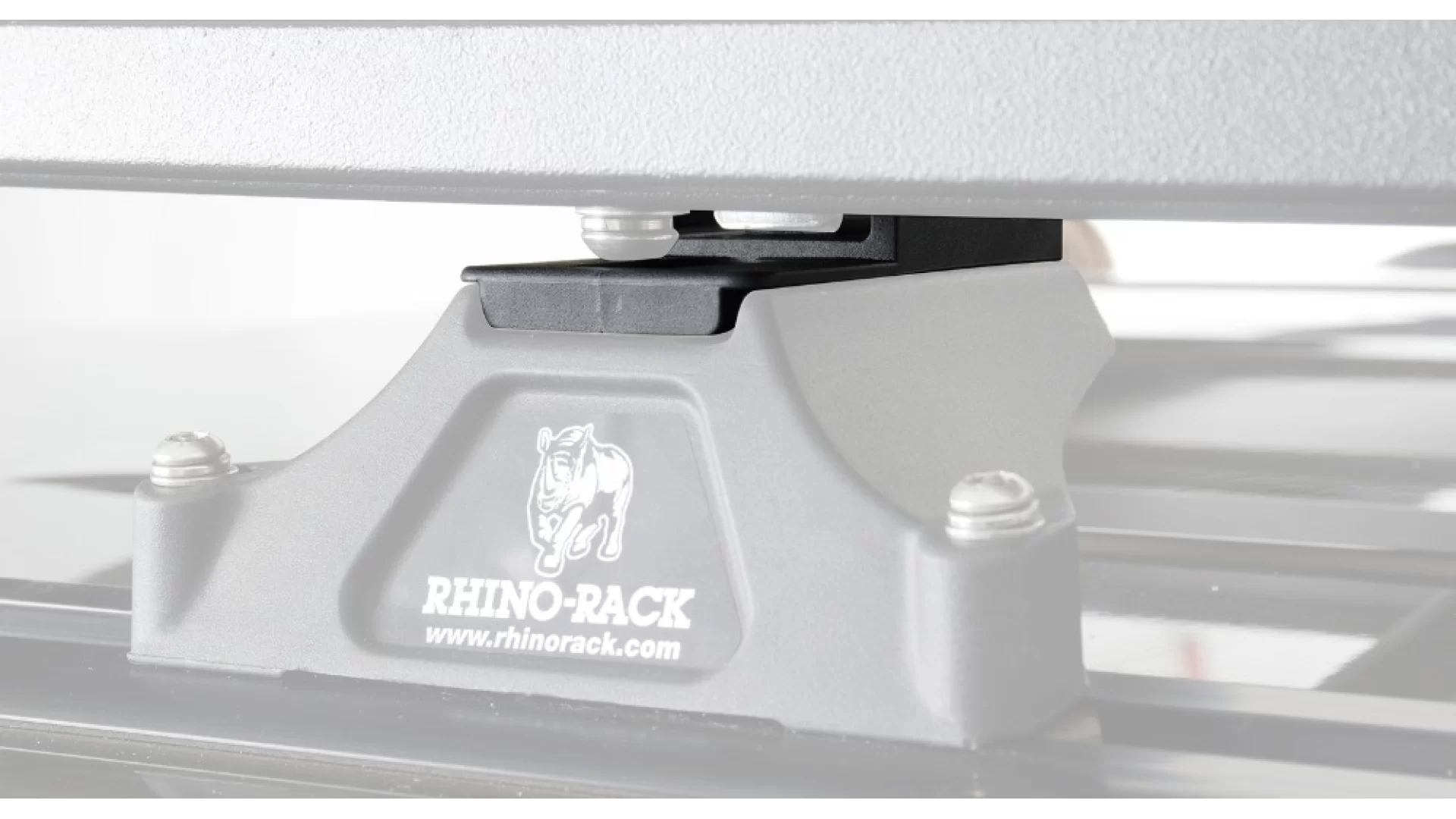 PLHSPAIR Roof racks galore rhino rack pioneer spacer